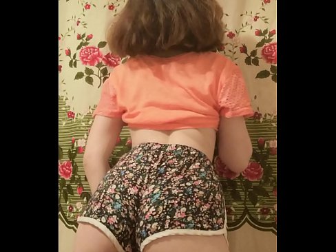 ❤️ Nwa ọhụrụ sexy na-eyipụ uwe mkpirisi ya na igwefoto ❤️  na anyị%ig.friendmap.top ❌️